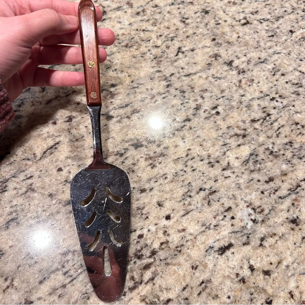 Vintage Slotted Wood Handled Stainless Steel‎ Cake/Pie Server